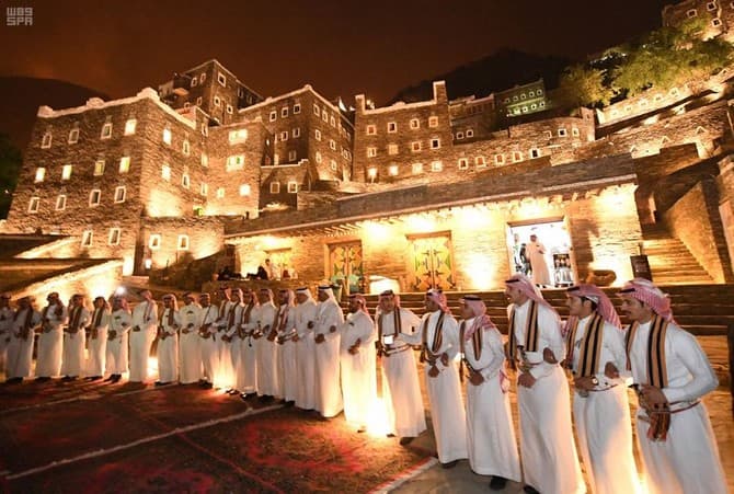 صيف في عسير!! باقه 4 ليالي مع جولات سياحية  و خدمات نقل